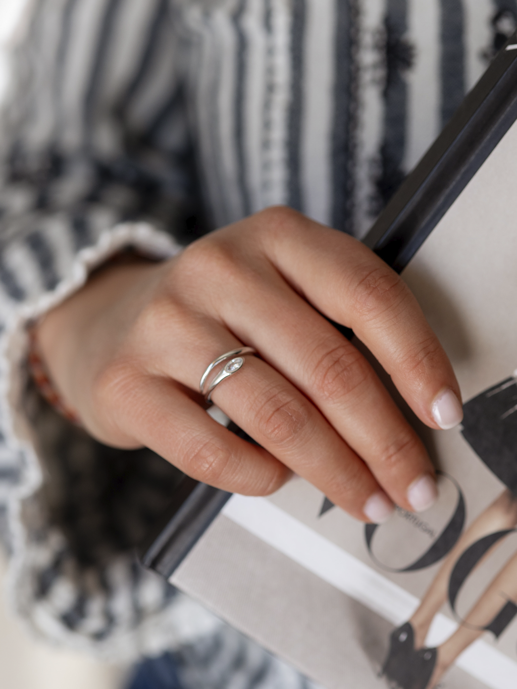 Elegance Silver Ring