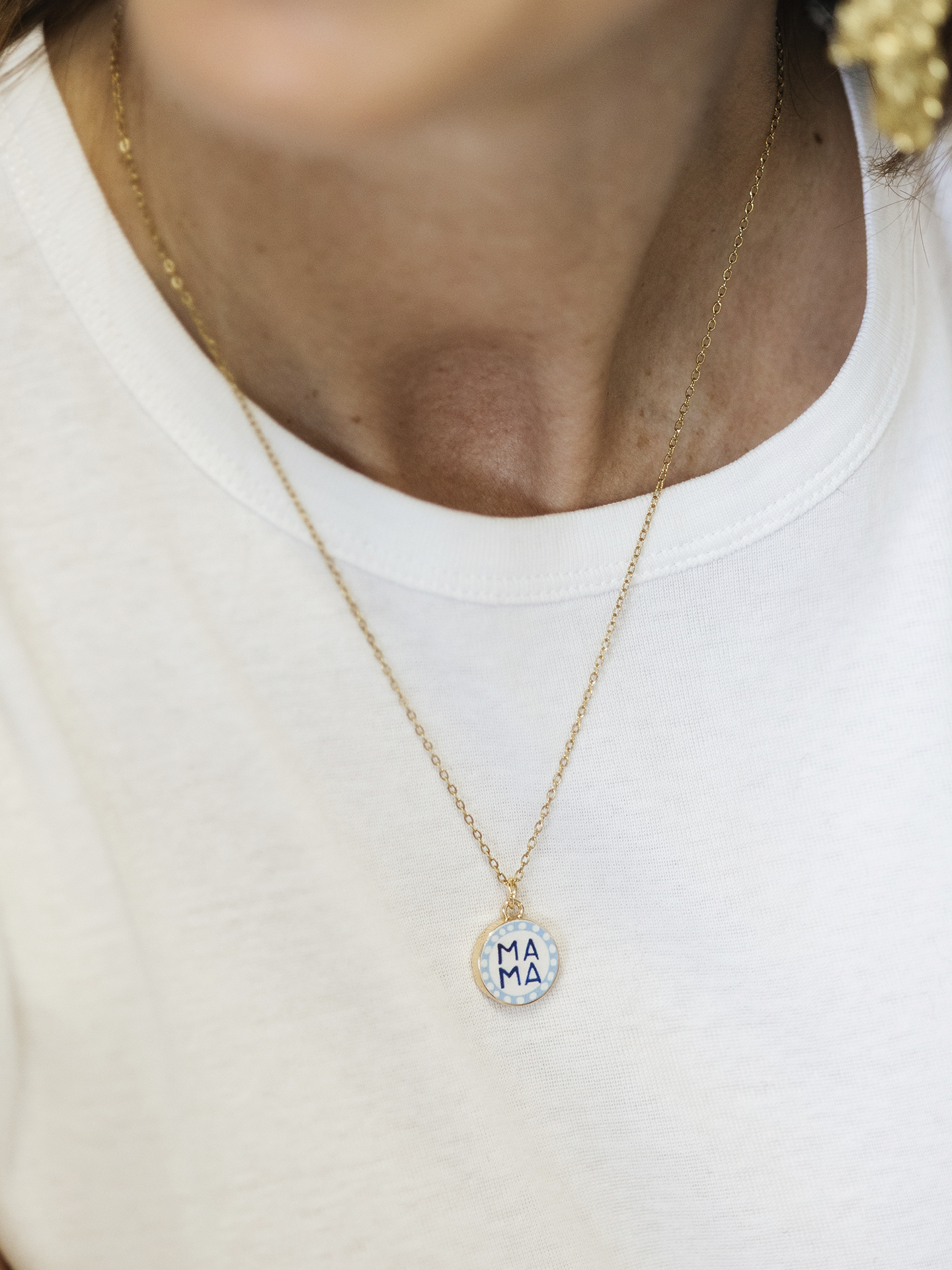 MAMA NECKLACE